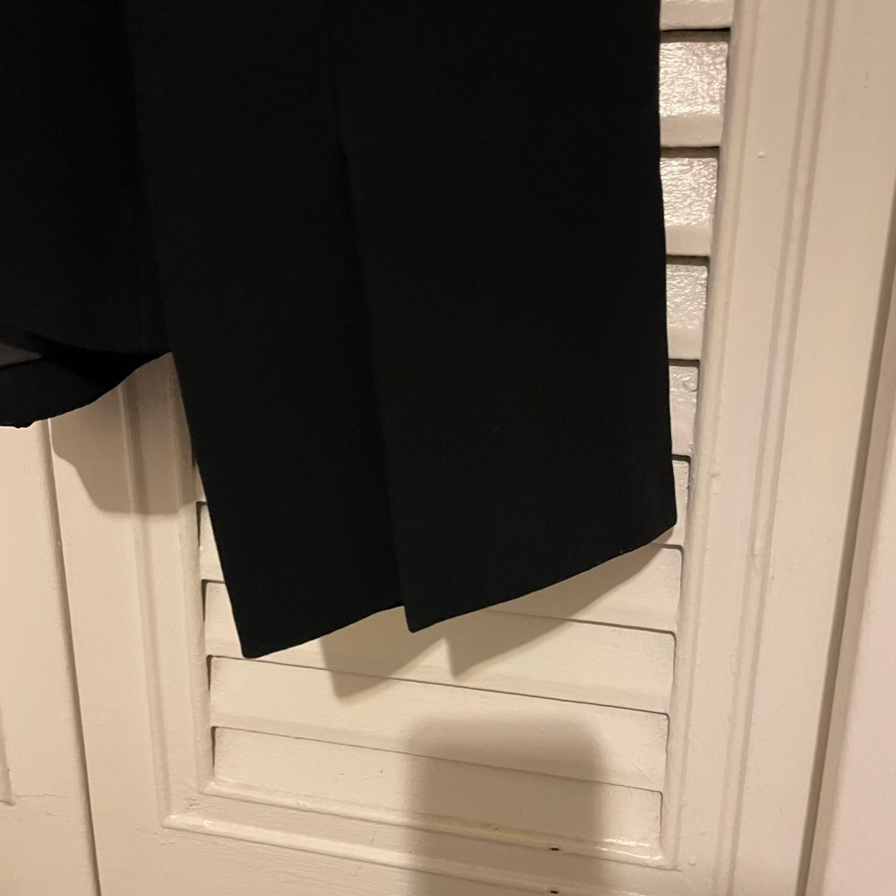 Lafayette 148 silk trim blazer. - Picture 8 of 9